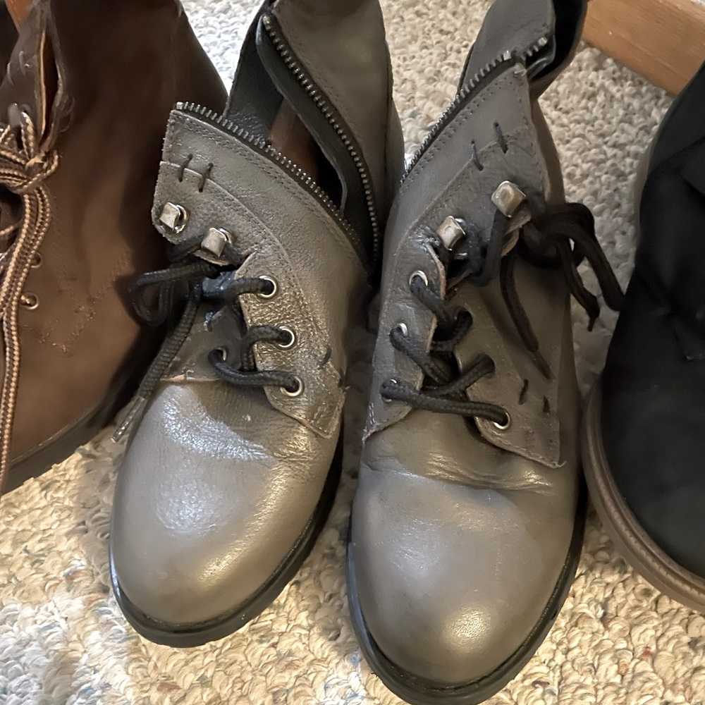 Grey Tie up Booties
